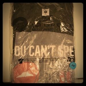 Pizza Hut T-shirt NEW!